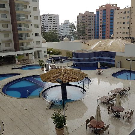 Residencial Casa Da Madeira Lägenhet Caldas Novas Exteriör bild