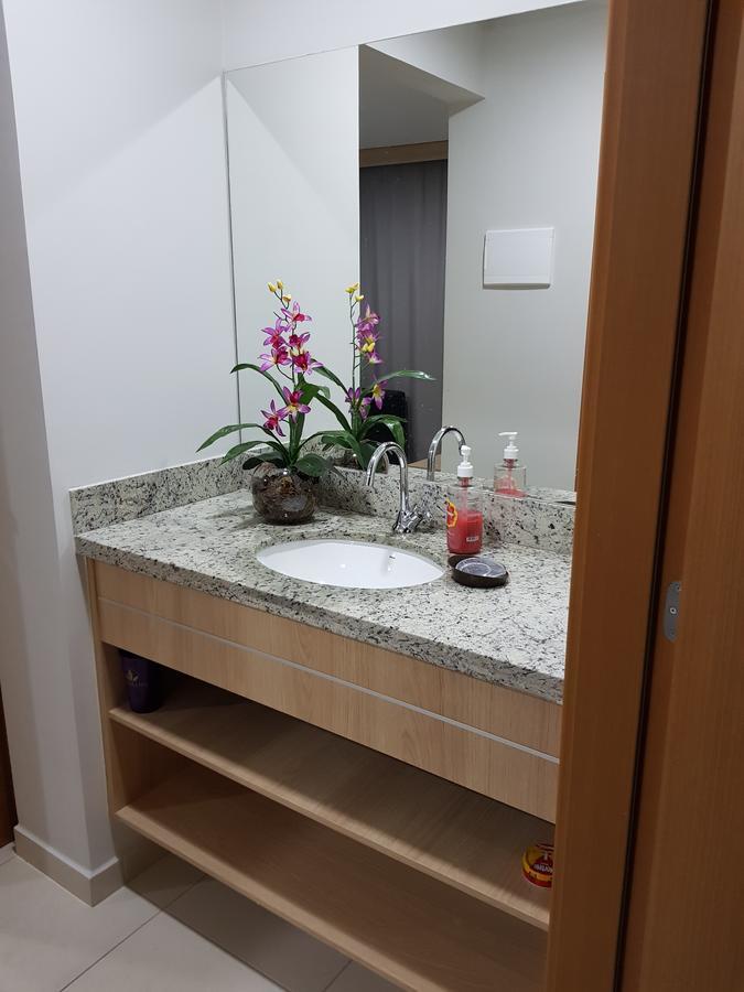 Residencial Casa Da Madeira Lägenhet Caldas Novas Exteriör bild